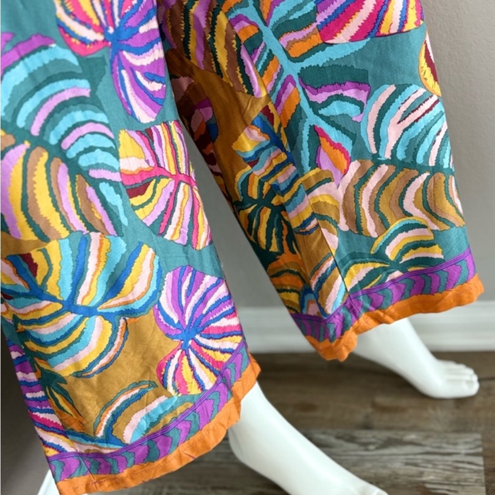 Haute Hippi Wide-Leg Tropical Print Pants in Teal & Multicolor size L - Picture 2 of 4